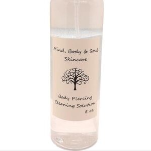 Natural Body Piercing Cleaning Solution | Aftercare Spray | 8 oz Bottle